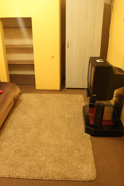 Auberge de jeunesse Pokoje Na Chmielnej 2 à Varsovie Chambre photo