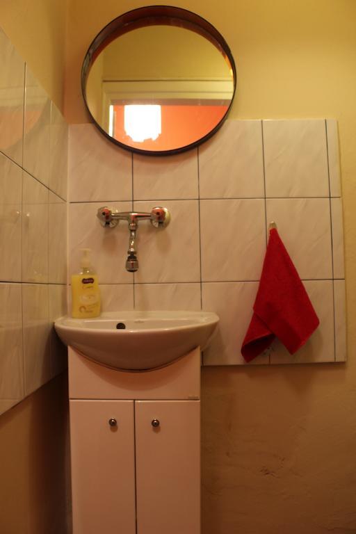 Auberge de jeunesse Pokoje Na Chmielnej 2 à Varsovie Extérieur photo